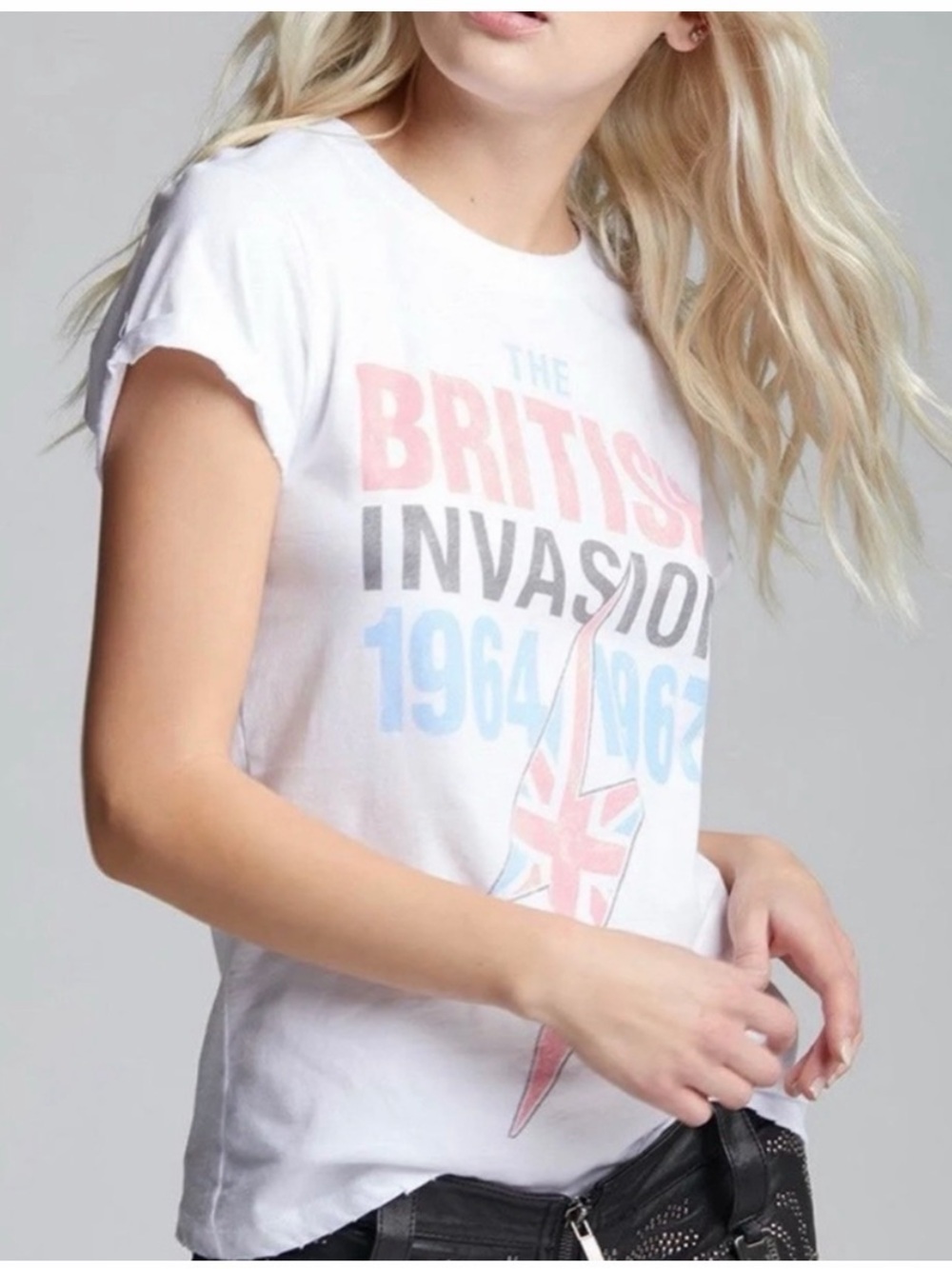 Recycled Karma Oddpeople British Invasion T-Shirt | Size Large